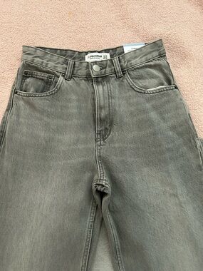 Pull&Bear Relaxed Gray Wash Jeans